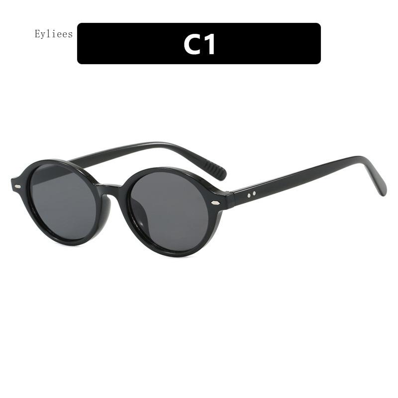 Vintage Oval Sunglasses Women Luxury  Designer Small Oval Sun Glasses Retro Men Rivets Sun Glasses Oculus luxury designer