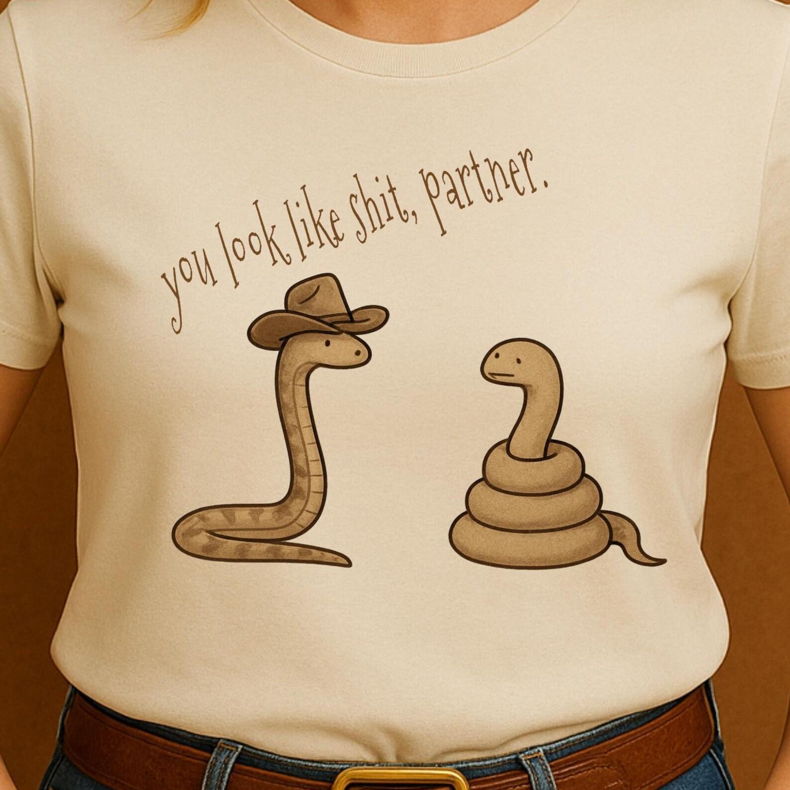 Funny Western Snake Shirt – Cowboy Humor Tee, Witty Desert Cartoon, Quirky Western Gift. S