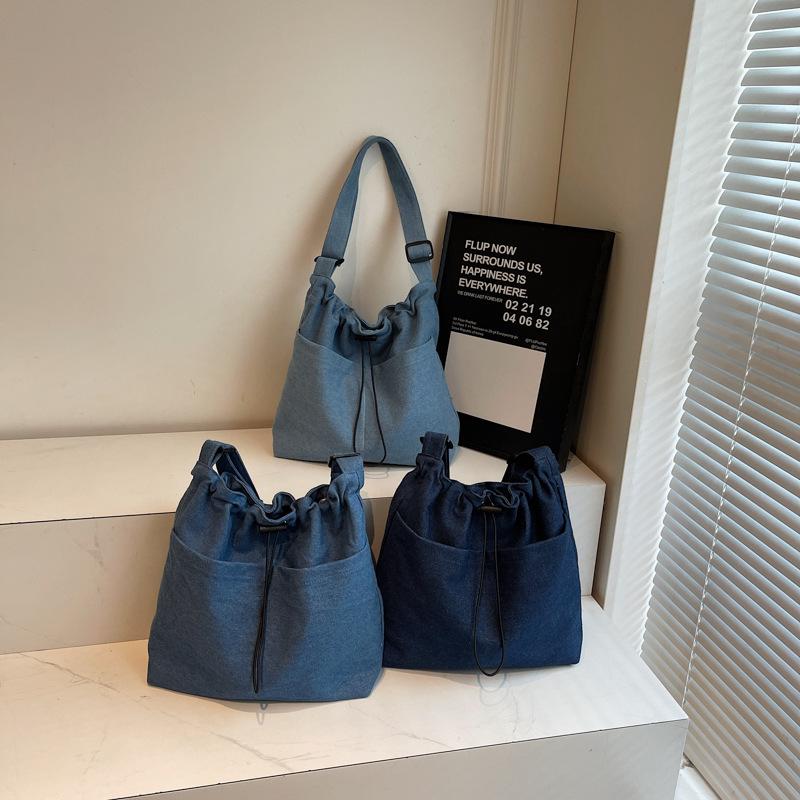 Large Capacity Drawstring Bucket Bag Women's Denim Crossbody Bag Commuter Shoulder Bag