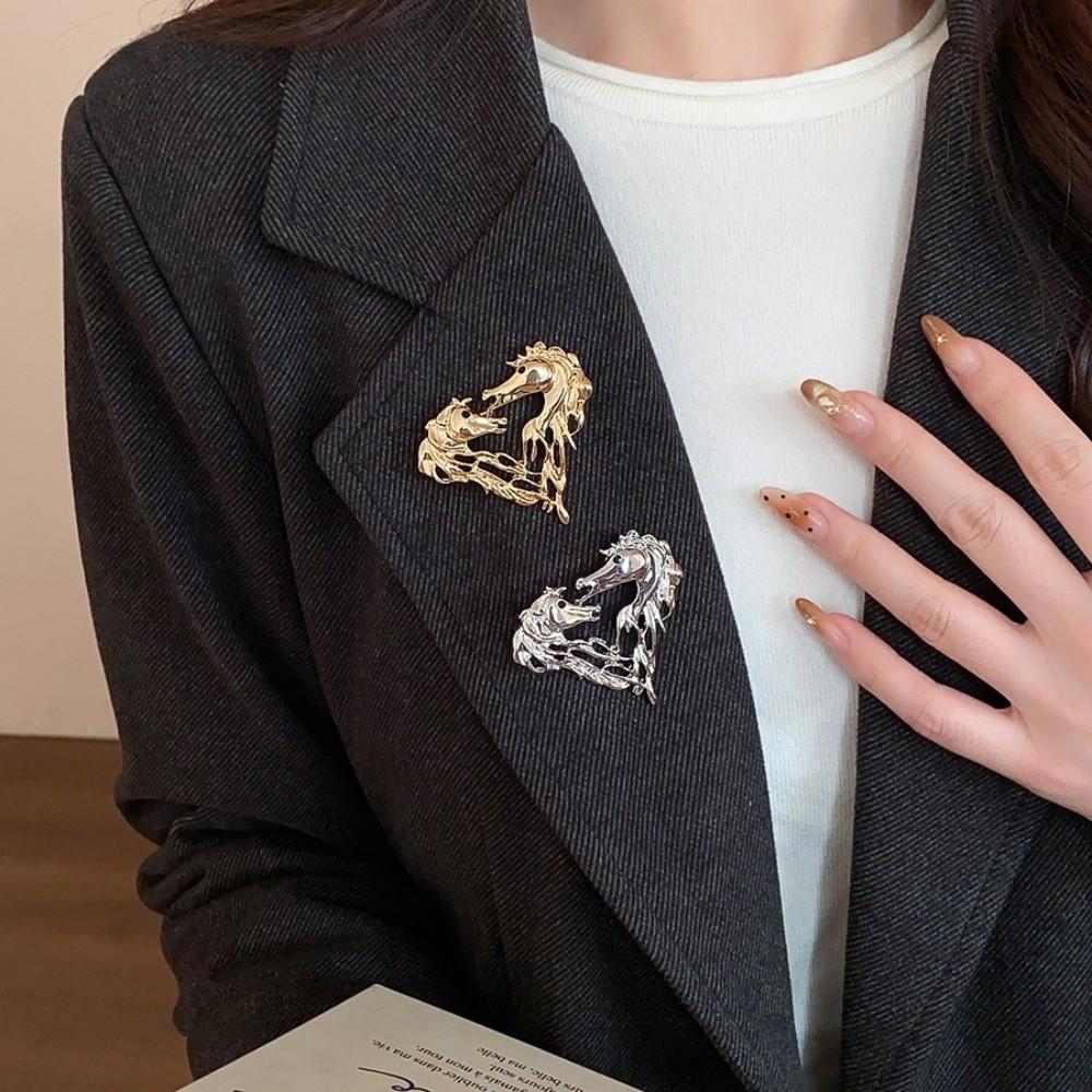 Zink Zinklegering Ihålig Djurkrets Hästhuvud Brosch Häståret Metall Ponny Märke Nål Djurkrets Djur Pins Man
