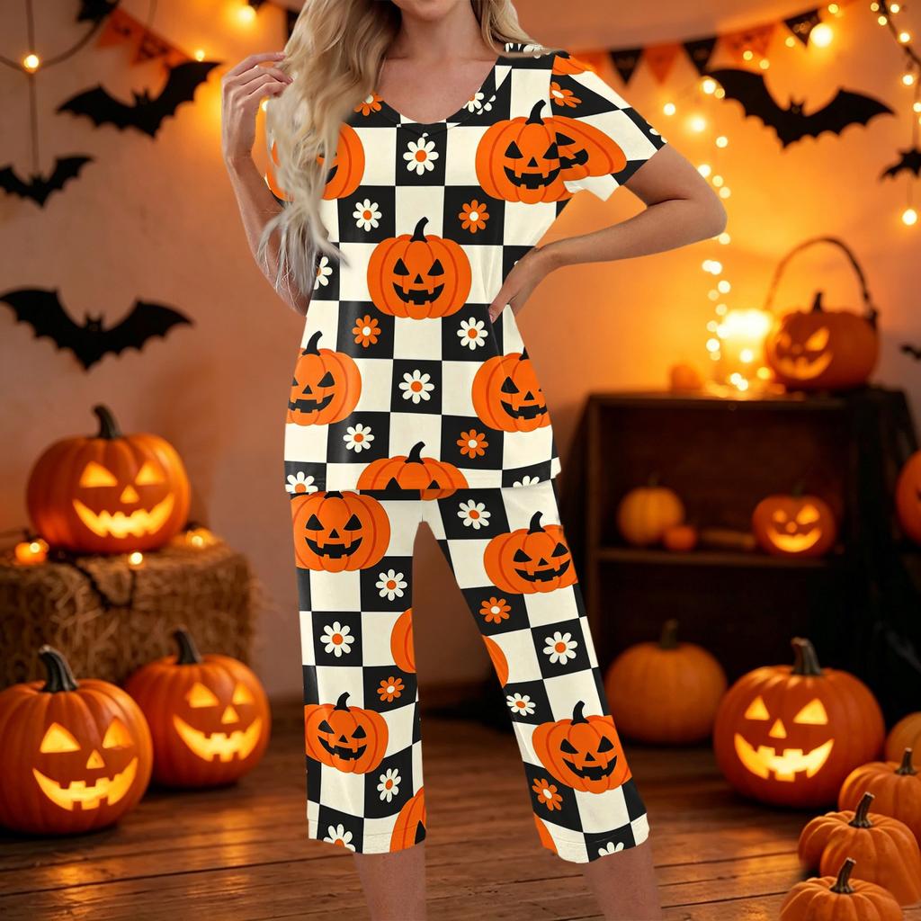 Women Two Piece Halloween Print Outfit Short Sleeve Top and Cropped Pants Casual Sportswear Set for Daily Wear