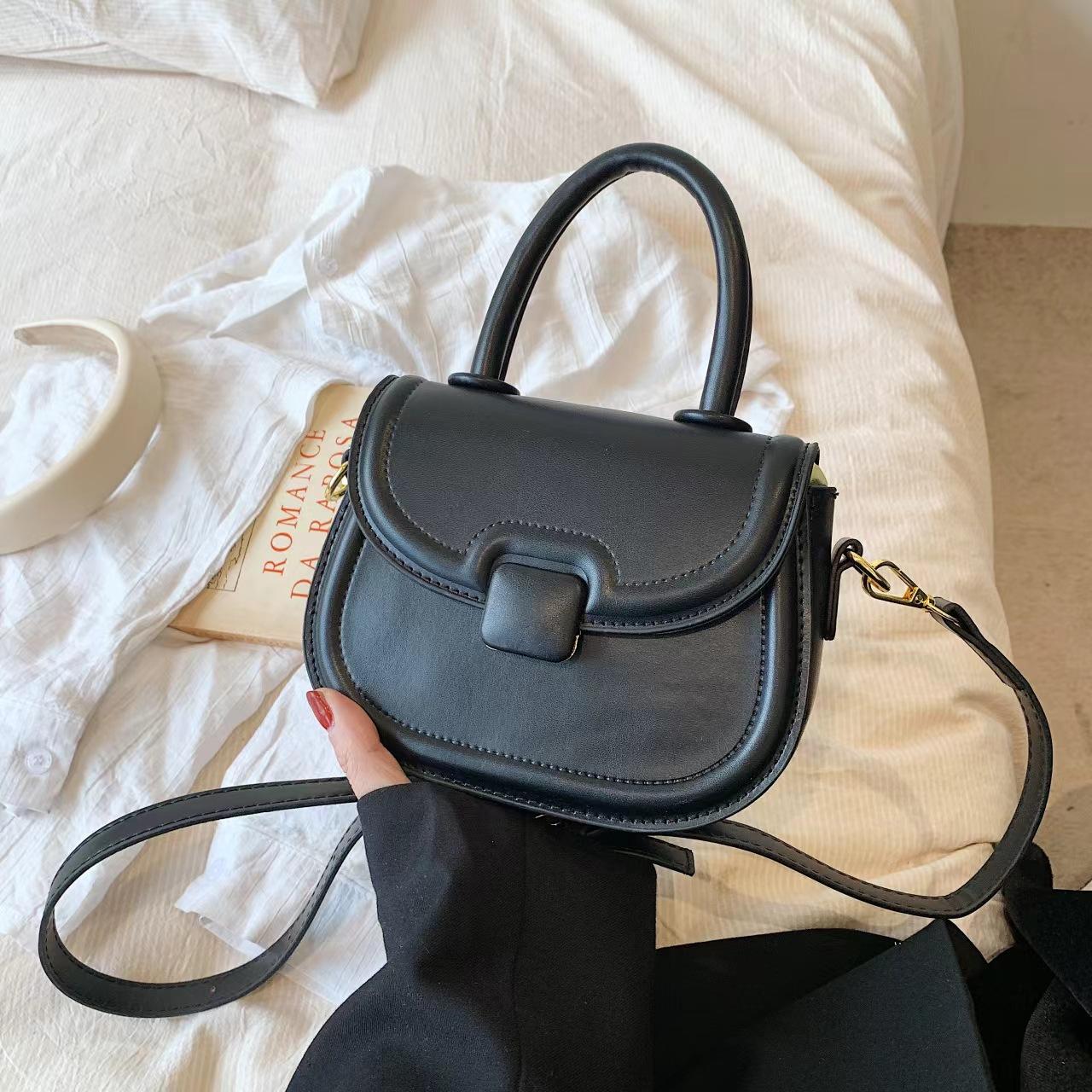 

Сумка женская модная маленькая квадратная сумка высокого класса с текстурой Niche Messenger Bag чёрный