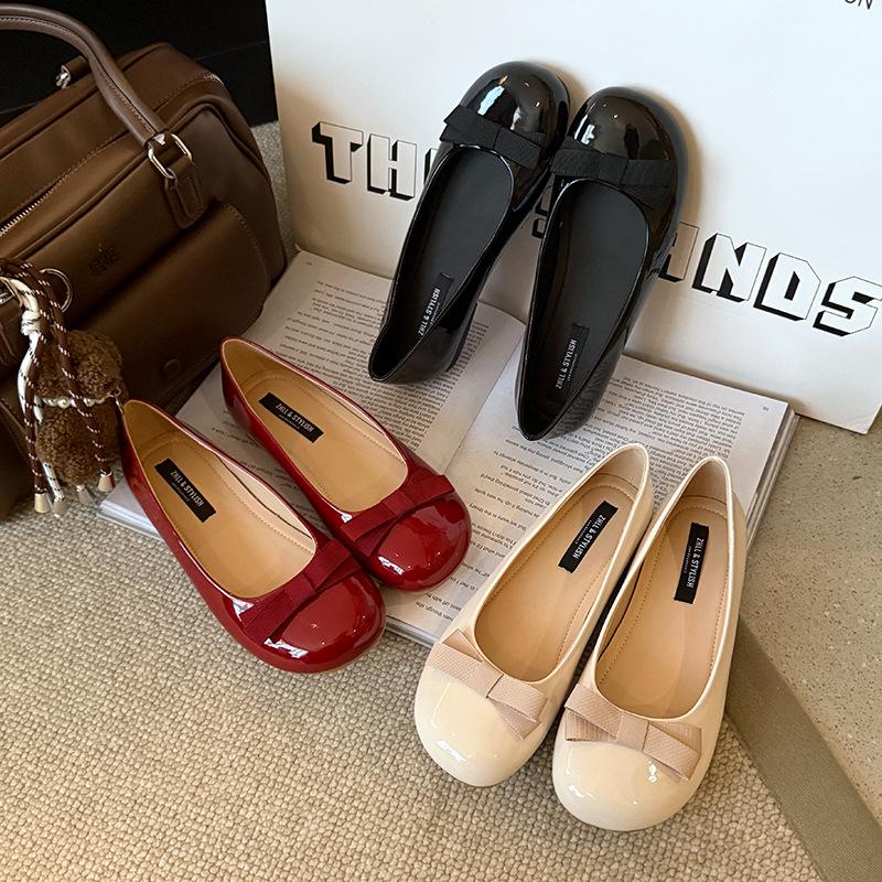 Women's Plus Size Mary Jane Flats: Round Toe, Wide Fit, Sizes 41-43, Sweet Granny Style