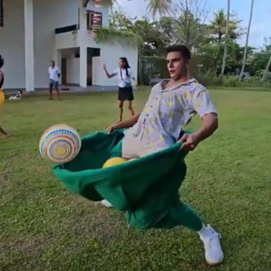 Bestemorbukser Hagespillsett for Voksne Store Bestemorbukser med Sprettball og Markørkegle Utendørs Feltkastespillsett for Lagstafett Familiesammenkomst