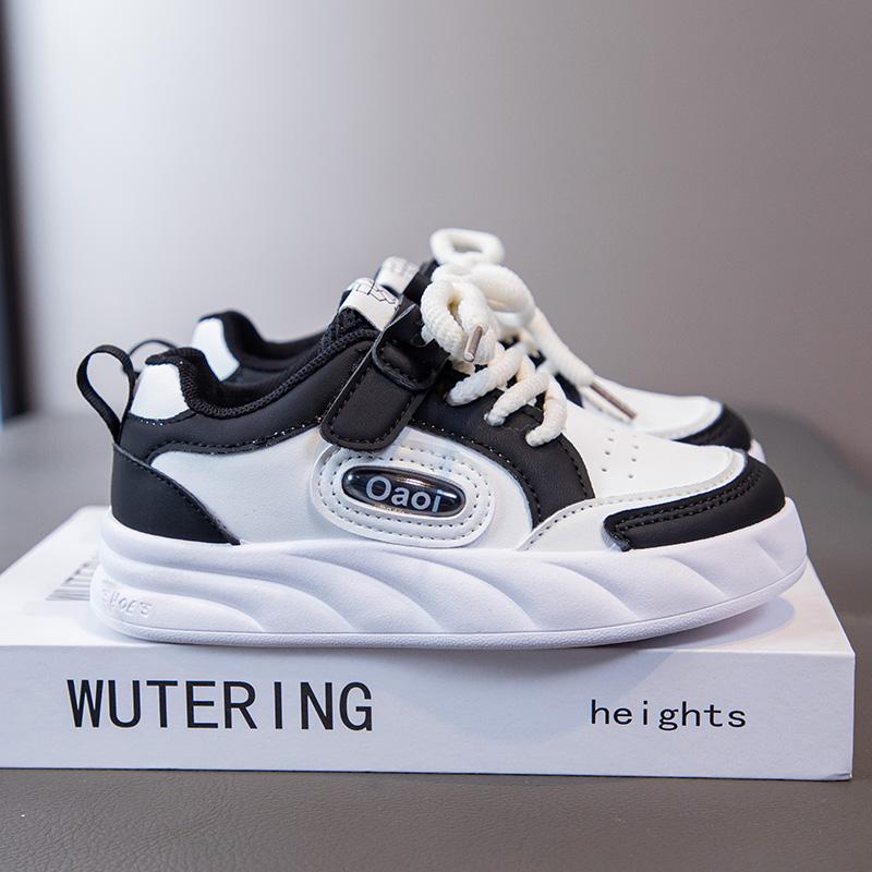 Children's Fashion Breathable Casaul Low Top Skateboarding Students Kids Running Sports Soft Sole Shoes Boys And Girls Comfortable Sneakers