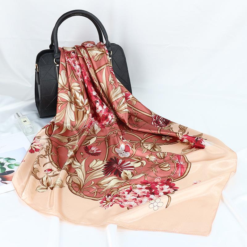 Høykvalitets luksuriøst silkeskjerf pannebånd Skjerf Halsskjerf For kvinner Kjede Silkeskjerf Dekorativt sjal for kvinner