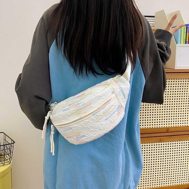 Stylish Wrinkled Nylon Chest Bag With Unisex Design Perfect For Travel
