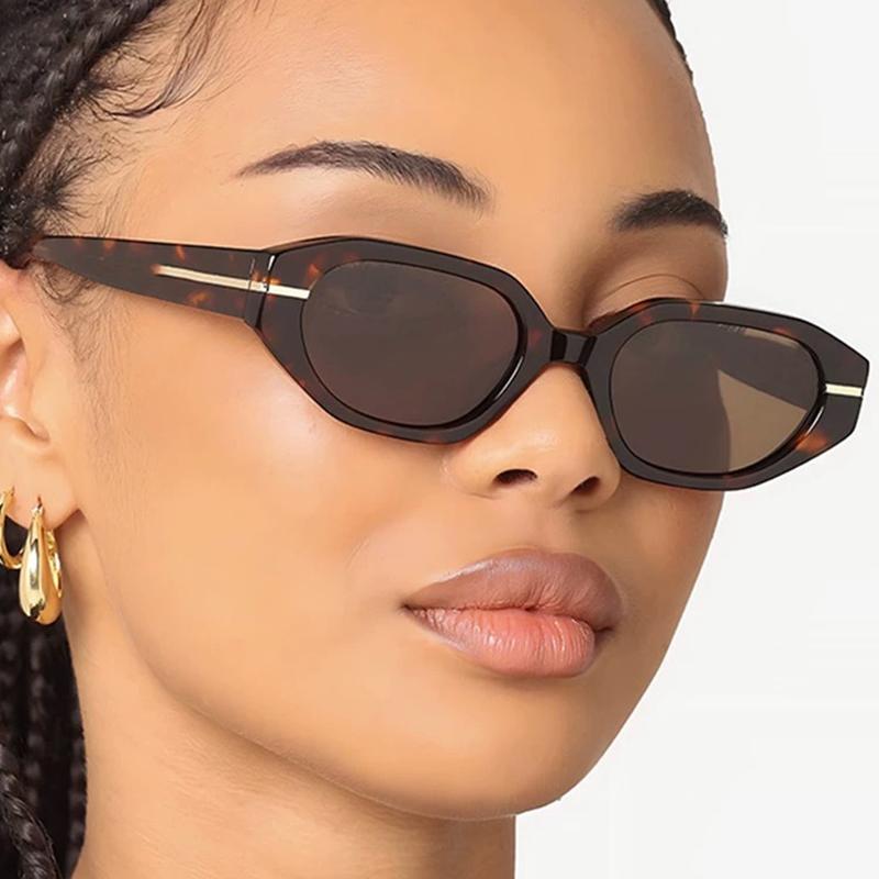 Sexy Ladies  Cat Eye Sunglasses Women For Men  Vintage Sun Glasses Luxury Brand Designer Punk Popular Rivet Shades Uv400