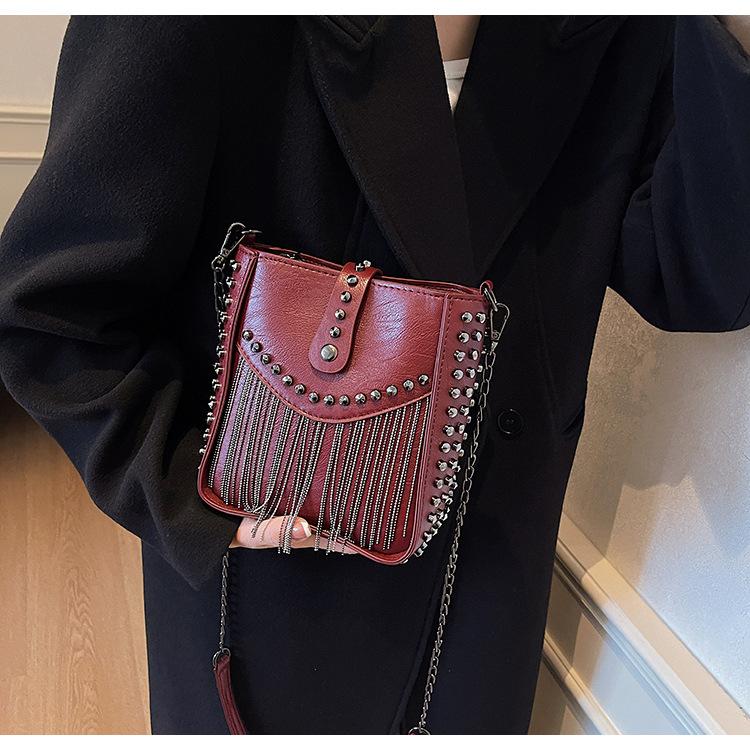 Fashion Pioneer! New Bucket Bag, European and American Locomotive Wind Is Coming