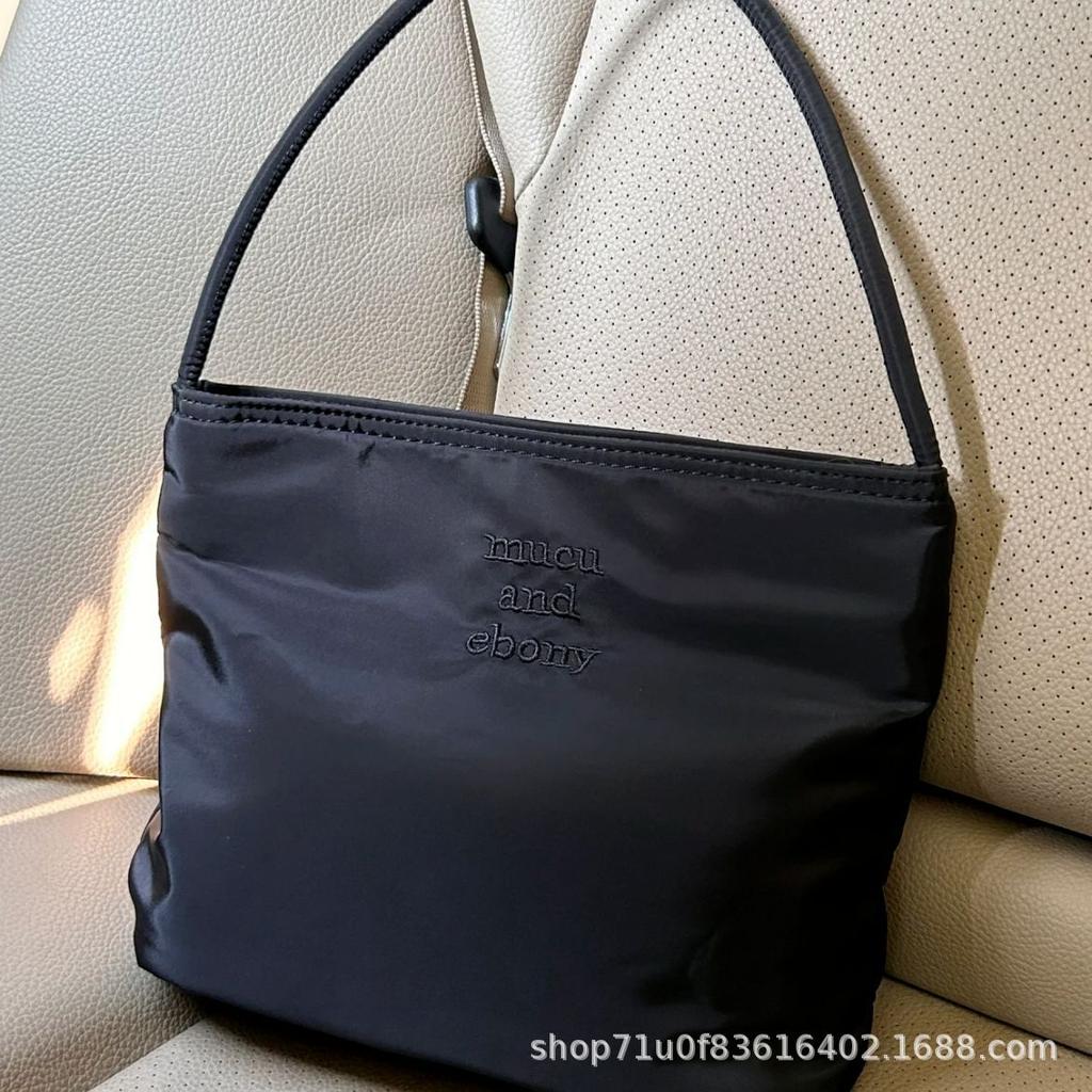 Niche Design Women'S Bag Fashion Commuter Embroidered Handbag Shoulder Nylon Bag