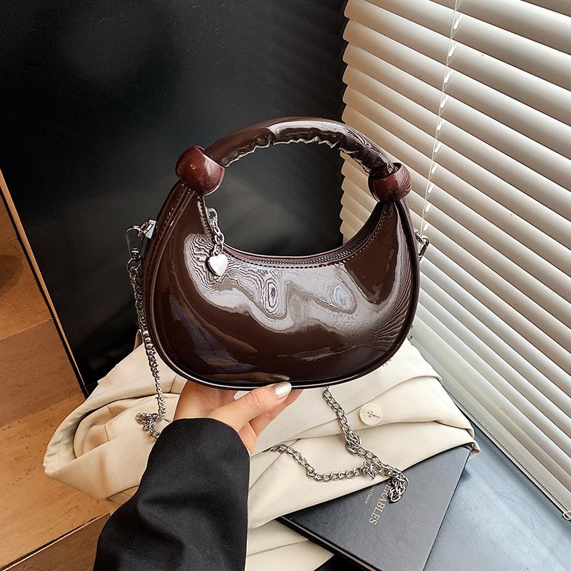 

Red bag women s 2025 new trendy summer high-end work handbag popular silver shoulder messenger bag 21.5*6*14