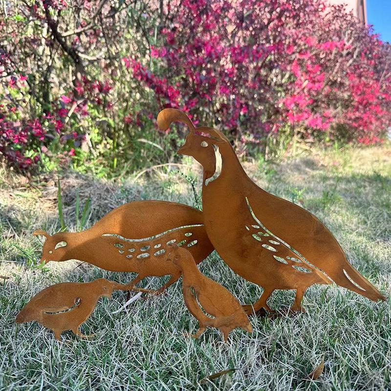 4Pcs Metal Quail Garden Decorative Statues Standing Metal Quail Lawn Sculptures Ornaments Metal Quail Art Sculptures