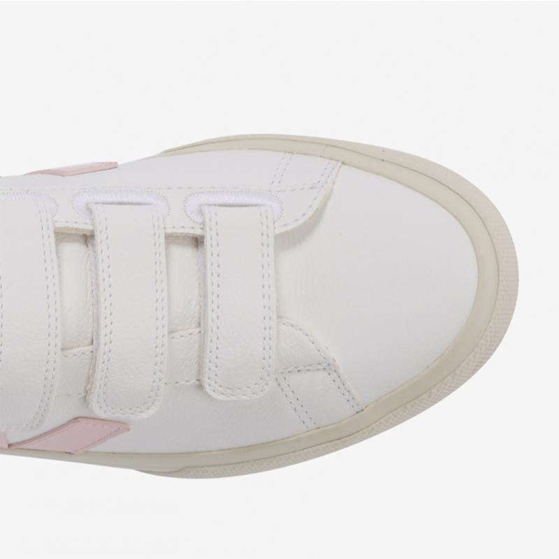 Veja Women Hook And Loop Leather Sneakers 696