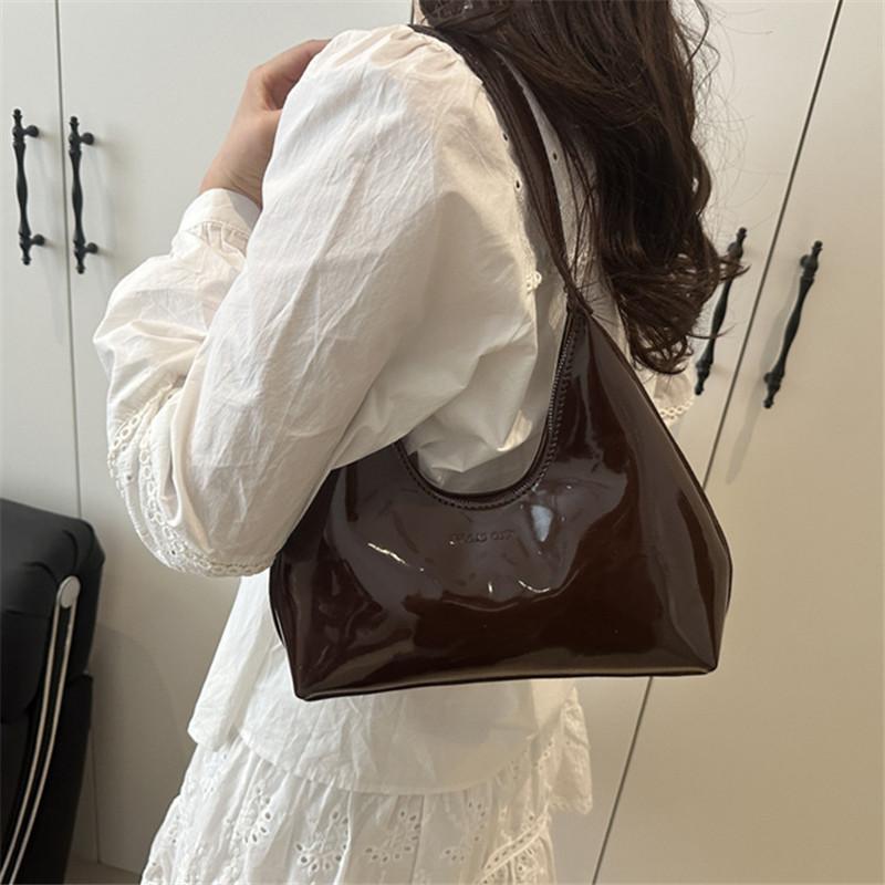 Chic Glossy Half Mo Bag, Daily Underarm Bag, Sleek Pu Leather Tote Shoulder Purses, Modern Styles for Women Everyday Elegance