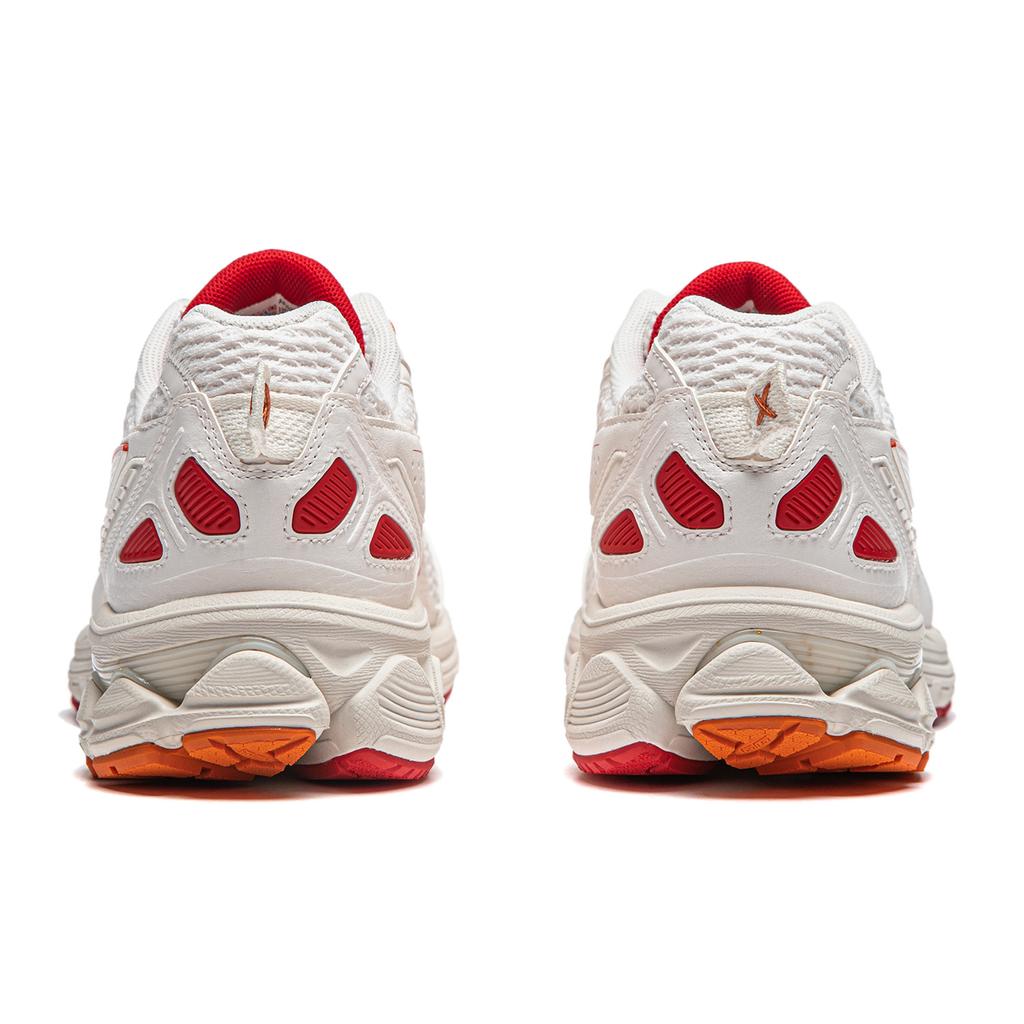 New LiNing Shake 2.0 Cushioning Slip Resistant And Abrasion Resistant Low Top Casual Running Shoes Women's White Gray Red ARXU002-7