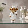 Warm Home Atmosphere Ornaments Highland Cow Bathroom Figurine, Bathrobe Statue, Wateroroof Hand Painted Resin Crafts Animal Ornament for Sink