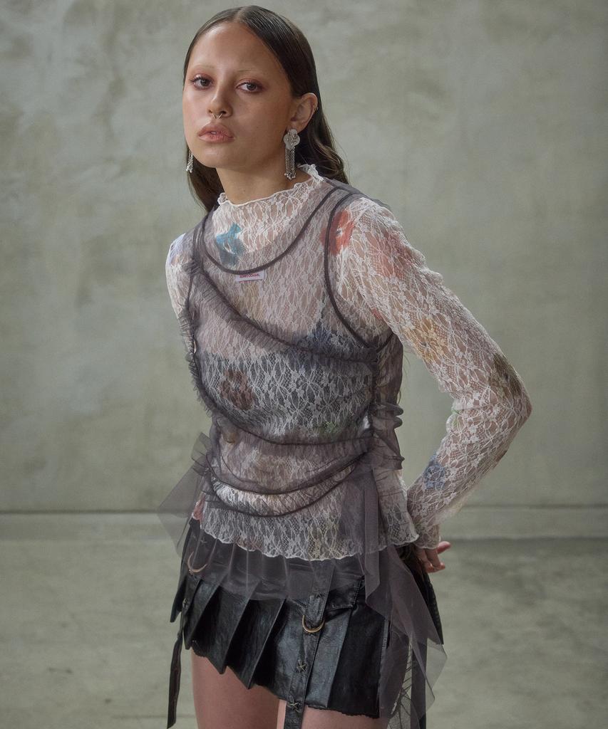 OOH-AHH Mesh Frill Vest (Dark Gray)