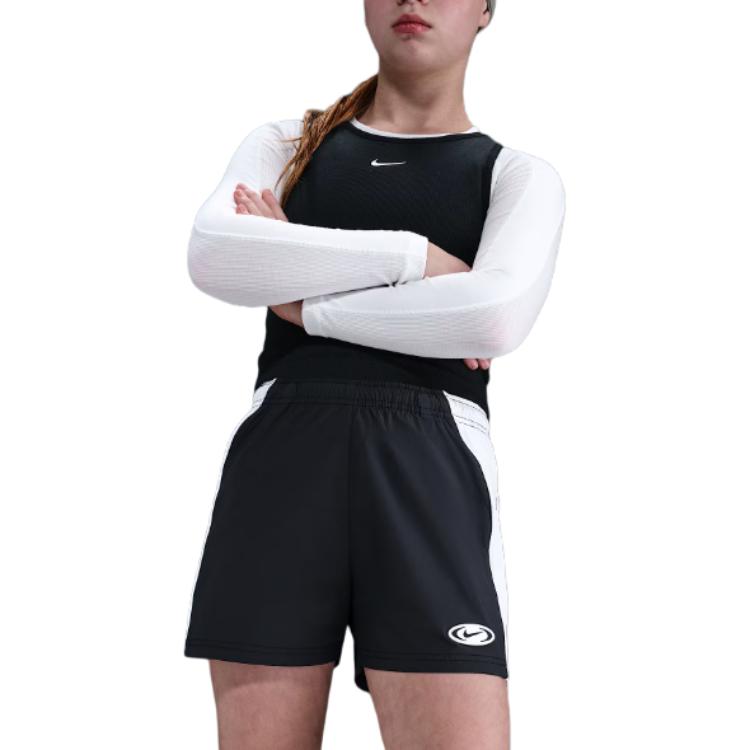 

Nike Logo Elasticated Three-Quarter Shorts Kids shorts Black HV3595-010 XL