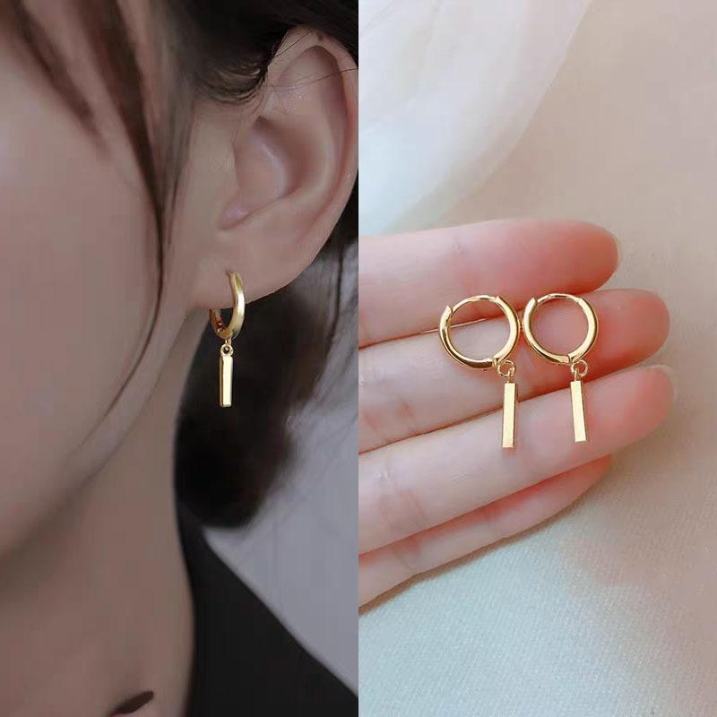 Gold Ring Earrings Women's Ear Buckles Light Luxury High-end Earrings Autumn and Winter Ring Earrings