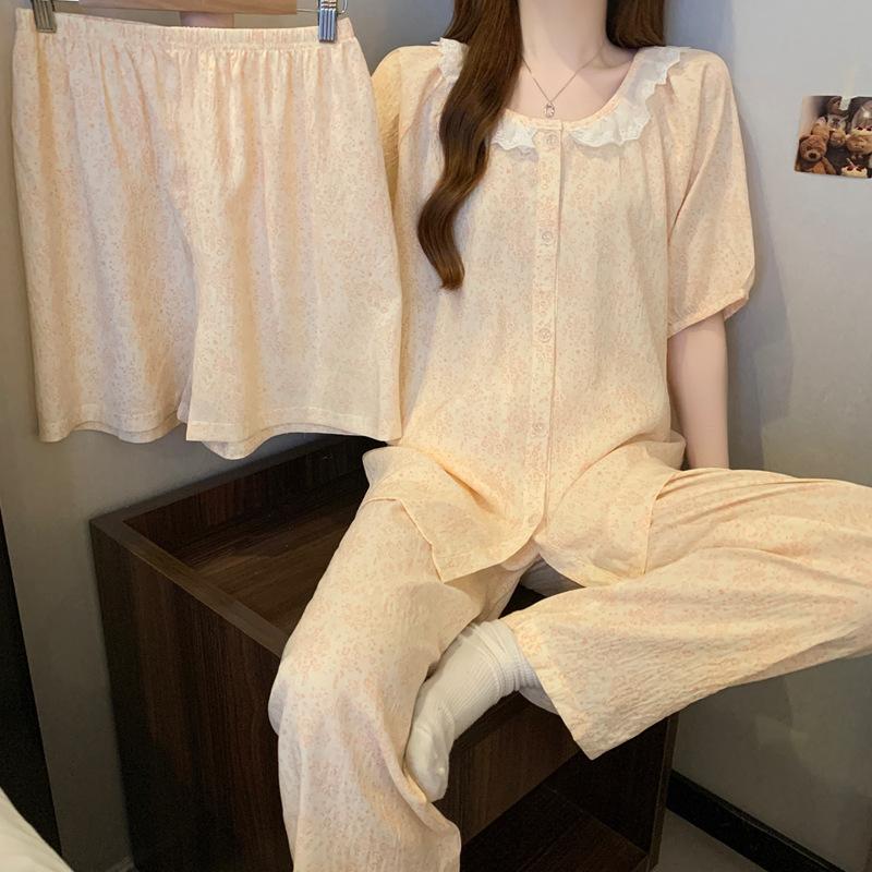 Cute Lace Round Neck Floral Short-Sleeved Pajamas Women'S Summer Pastoral Cloud Cotton Loungewear Three-Piece Set