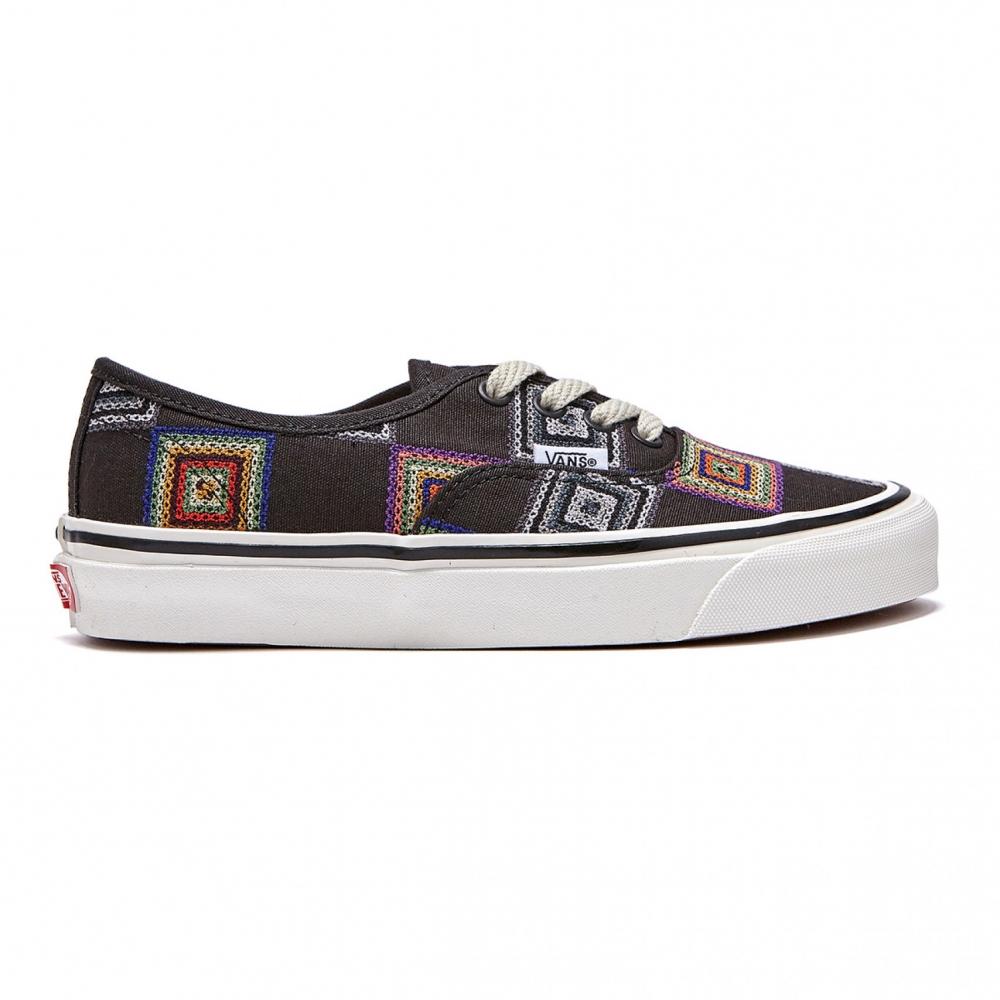 

VANS Granny Check Authentic 44 DX VN0A7Q5CBLK1 220