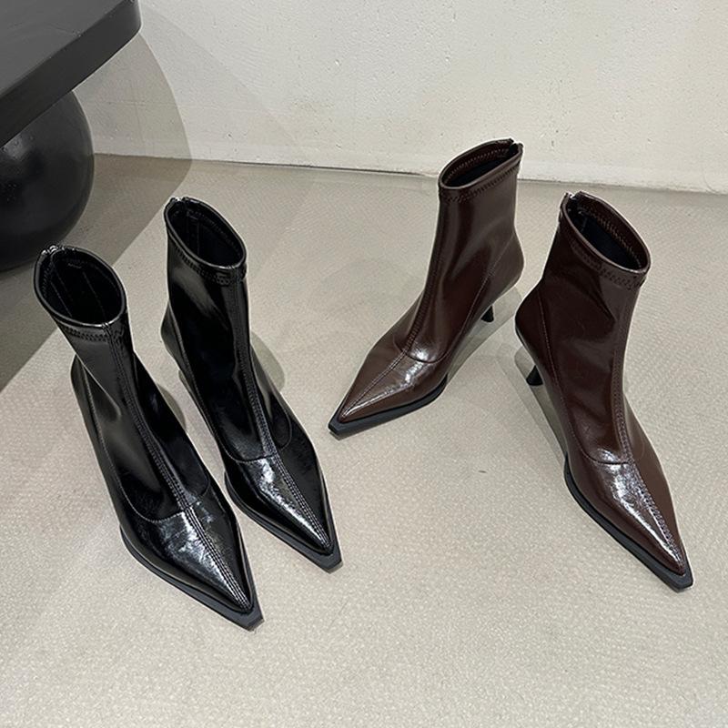 Pointed short boots women's autumn and winter 2024 new boots fleece short boots niche thin women's boots thin heel high heel boots