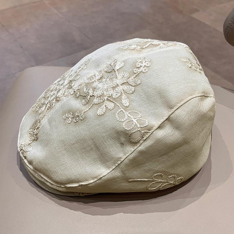 Spring and summer new jacquard beret women's fashion Guochao versatile cap Hong Kong style retro satin forward hat