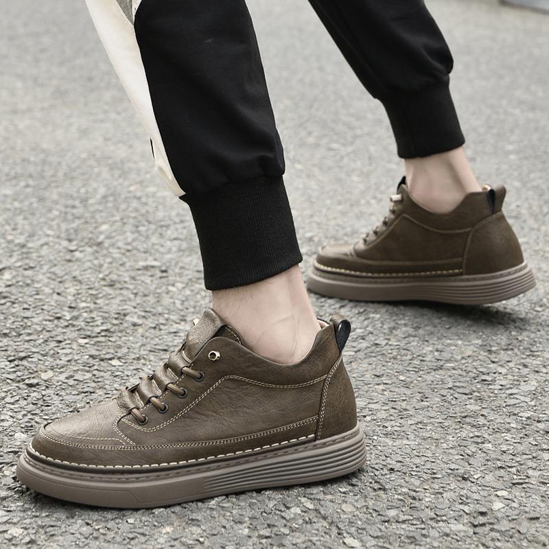 Mode Echtes Leder Herrenschuhe Hohe Qualität Skateboard Freizeit Aufzugsschuhe für Herren Modedesigner Sneakers Allround Tennisschuhe