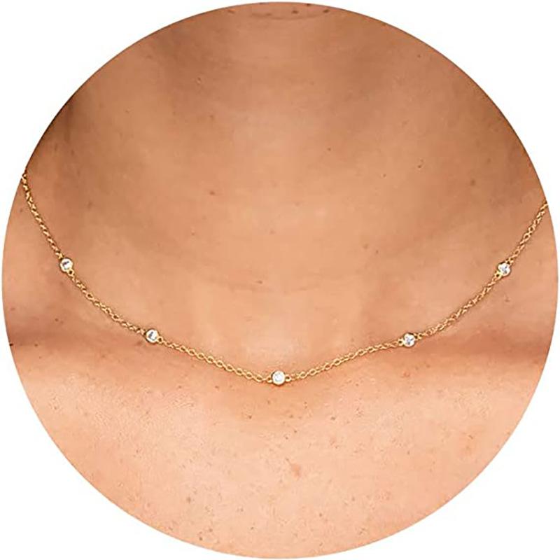 Collana da Donna Alla Moda e Semplice con Strass, Versatile Catena a Collare in Zirconio