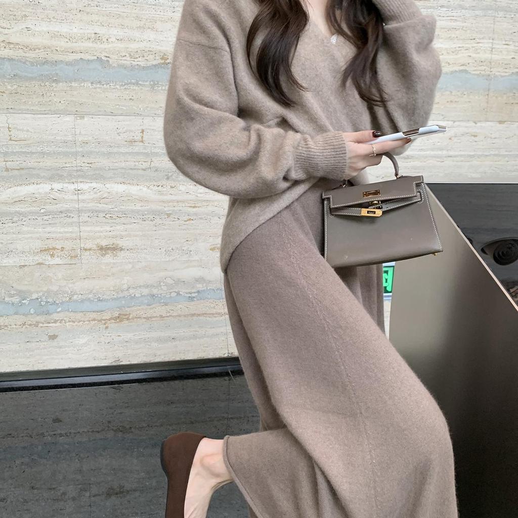 Sheepskin~ Grape Mom same temperament pointed leather shoes square buckle versatile light mouth leopard print flat sole shoes women