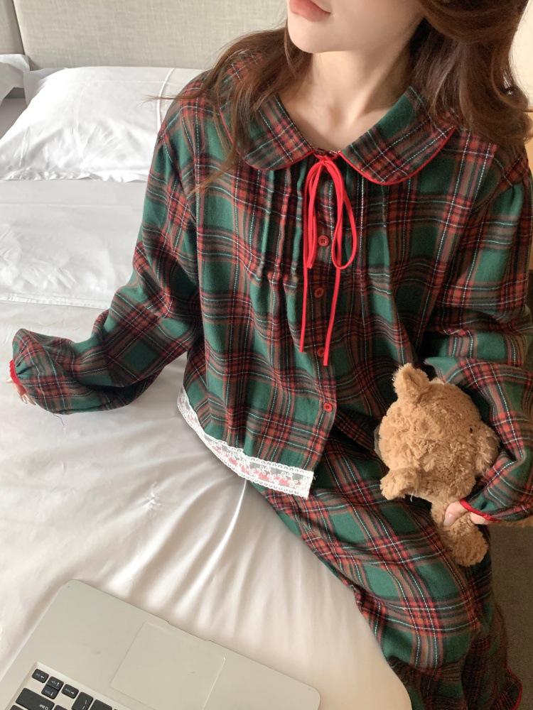 Vánoční kostkované párové pyžamo v korejském stylu s límečkem Petra Pana