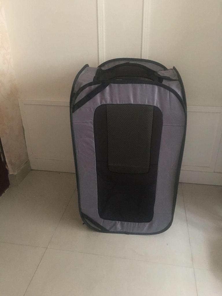 Faltbarer Haustierkäfig & Bett: Außenzelt und Katzengeburtsbox