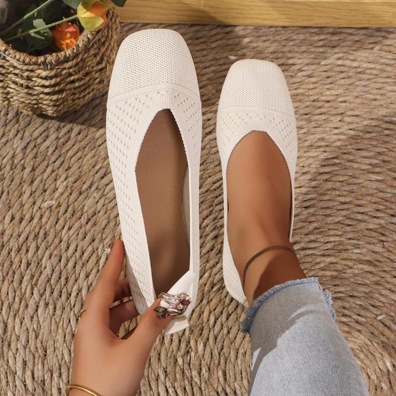 Women Flats 2024 New Mesh Breathable Flat Sneakers Women Light Slip on Flat Casual Shoes for Women Outdoor Comfortable Loafers