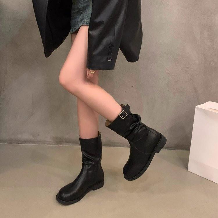 Coarse heeled retro mid top boots for women  2026 new autumn and winter with pile pile pile small short boots