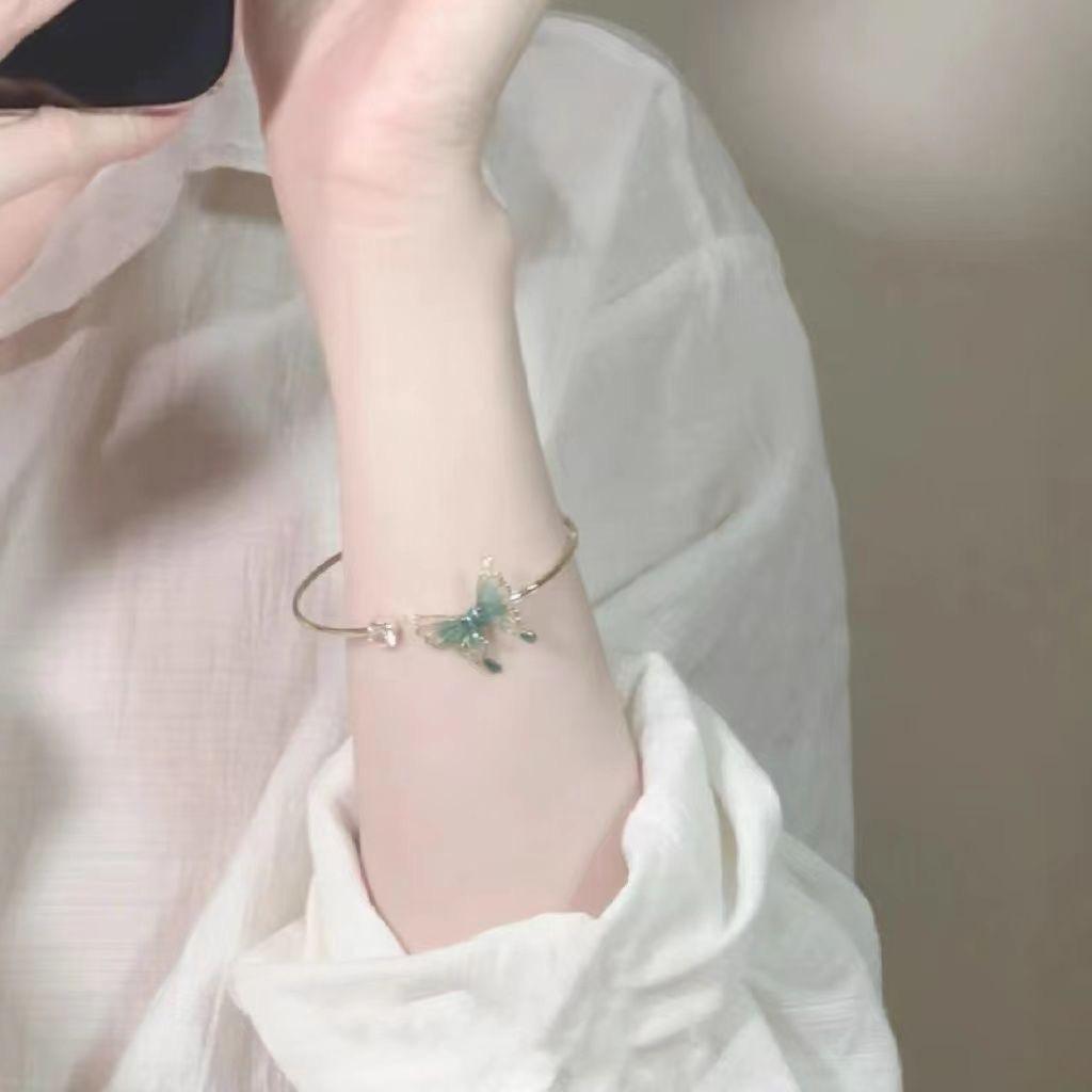Green butterfly bracelet niche design sense Chinese temperament jewelry female girlfriend jewelry new