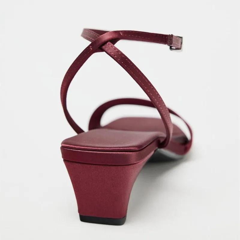 Fashion Burgundy Satin Low Heel Sandals Women Summer Sexy Open Toe Ankle Buckle Dress Shoes Luxury Brand Designer Shoes Zapatos De Mujer