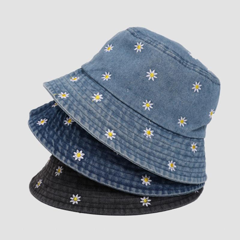 Chrysanthemum Embroidered Cowboy Smiling Face Fisherman Hat Women'S Sunshade Hat