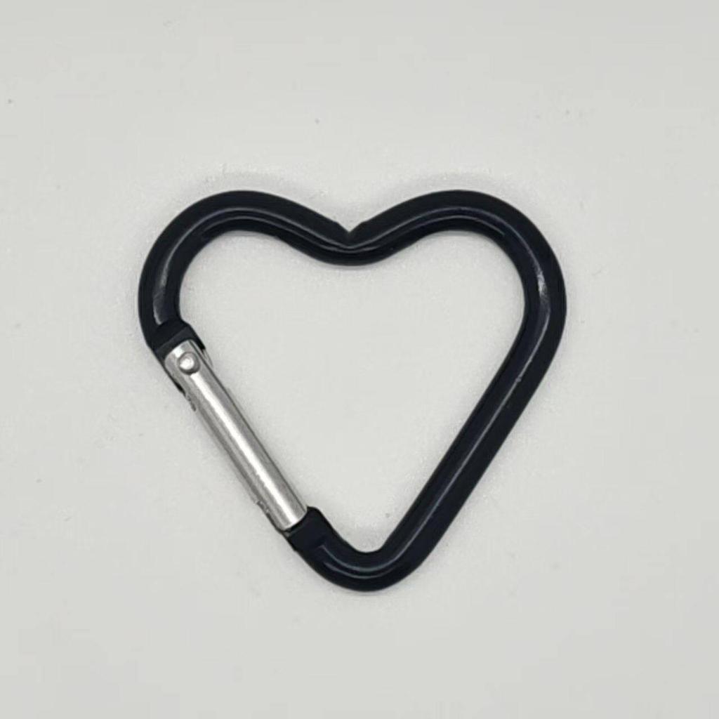 Miu Series Alien Heart-Shaped Keychain: Post-Apocalyptic Style Bag Charm and Carabiner Backpack Accessory