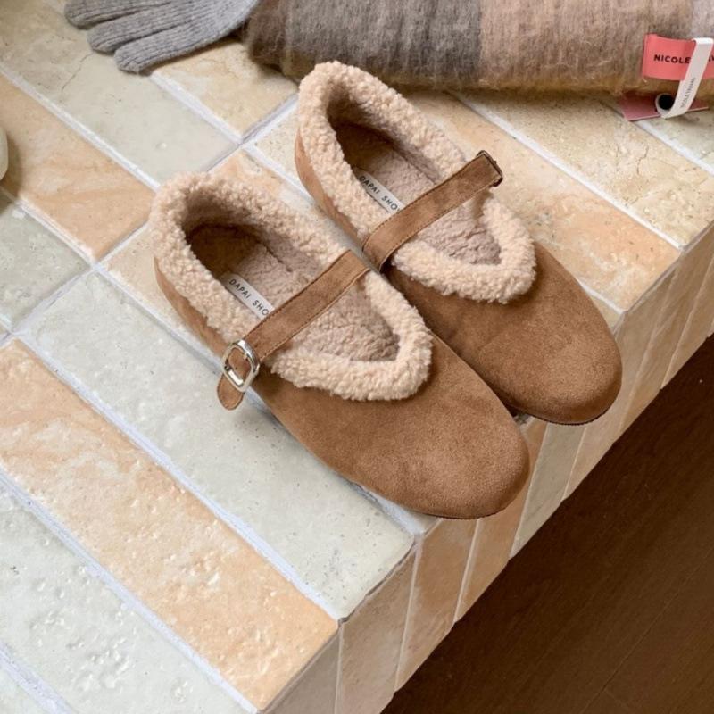 2025 Autumn and Winter Catwalk Model Flat Lamb Wool Mary Jane Ballet Shoes Sweet Cool Fairy Wind Fluff Shoes Female Warm
