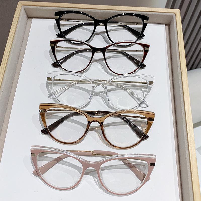 Premium Photochromic Cat Eye Blue Light Blocking Myopia Glasses with Frames and Lenses
