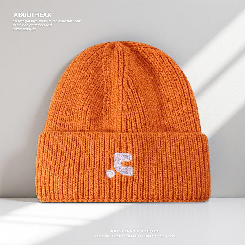 Autumn and Winter Warm Hats for Female Stars with The Same Letters Knitted Hats for Students and Couples Pullover Cold Hats Woolen Hats for Men