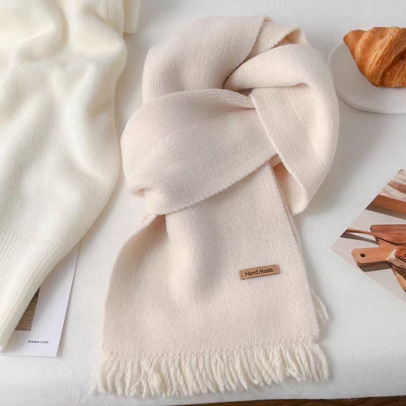 Autumn and Winter Atmosphere Fringed Knitted Scarf High-end Warm Versatile Student Instant Noodle Scarf