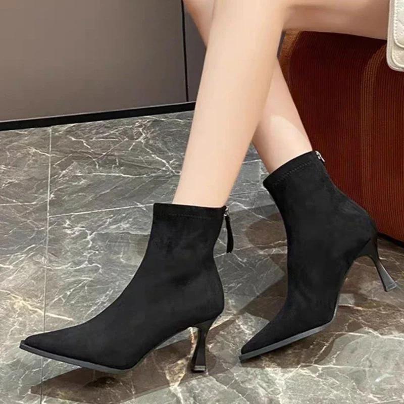 Fashion 2024 Autumn and Winter New Sexy Leopard Print Pointed Suede Thin Heel Short Boots, Slim Boots, Women's High Heels Fashion Boots