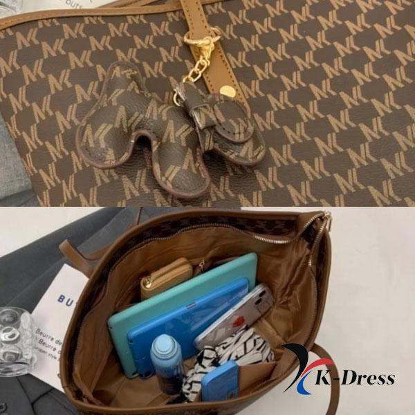 High Capacity Leather Daily Simple High-Quality Shoulder Bag + Leather Keyring