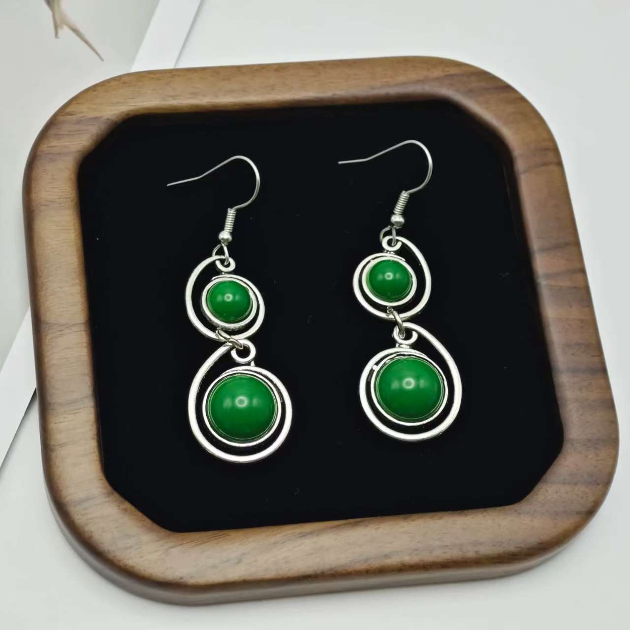 

Popular turquoise earrings women s ethnic wind ear bohemian long accessories Yiwu зелений
