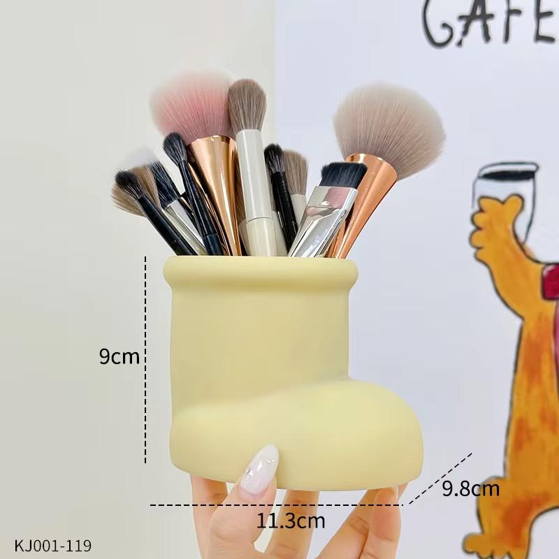 Creative Little Red Boots Pen Holder Series Plastic Student Desktop Vase Multi-functional Makeup Brush Storage Bucket