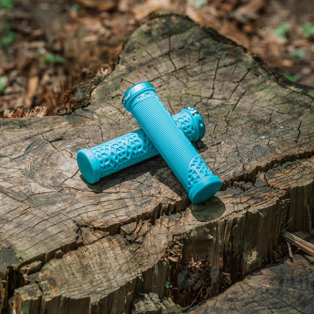 Funn Hilt JR Bicycle Handlebar Grips - 19mm Inner Diameter