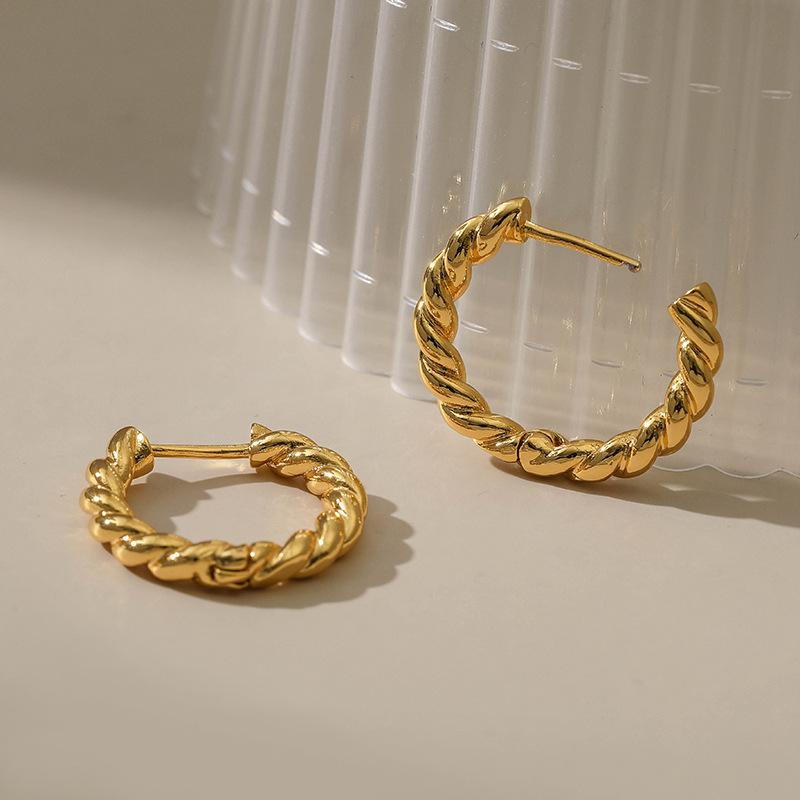 Twisted Braided Hoop Earrings Women Niche Minimalist Design 18k Plated Circle Ear Jewelry