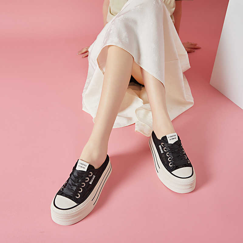 Fashion Increase Height Normal Leather Sneakers Brand Woman Chunky Golf Women Shoes Spring Woman Boots Sport Shows Novelties