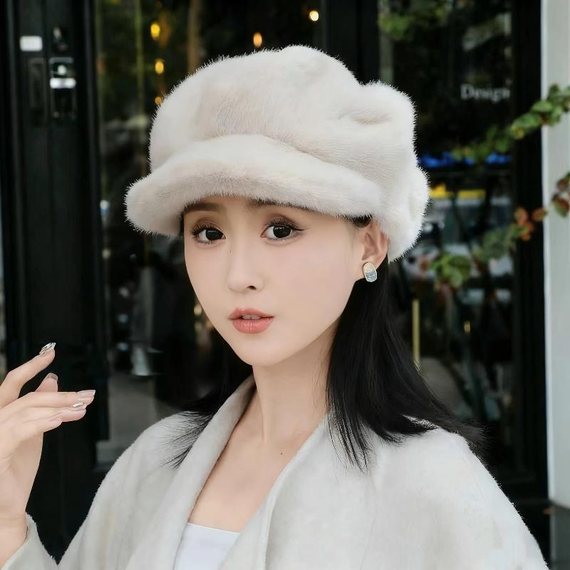 

1Pcs Light Luxury Female Peaked Cap Protection From Cold Women Beret Imitation Mink Solid Color Thick Warm Hat